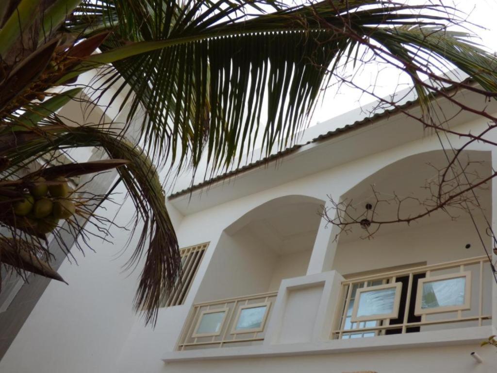 Residence Djily Mbaye Дакар Екстер'єр фото